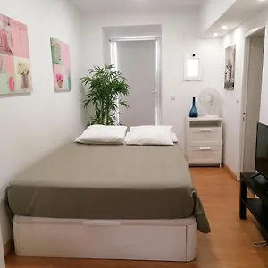 Appartamento Flowers In Pop House, Lisbona