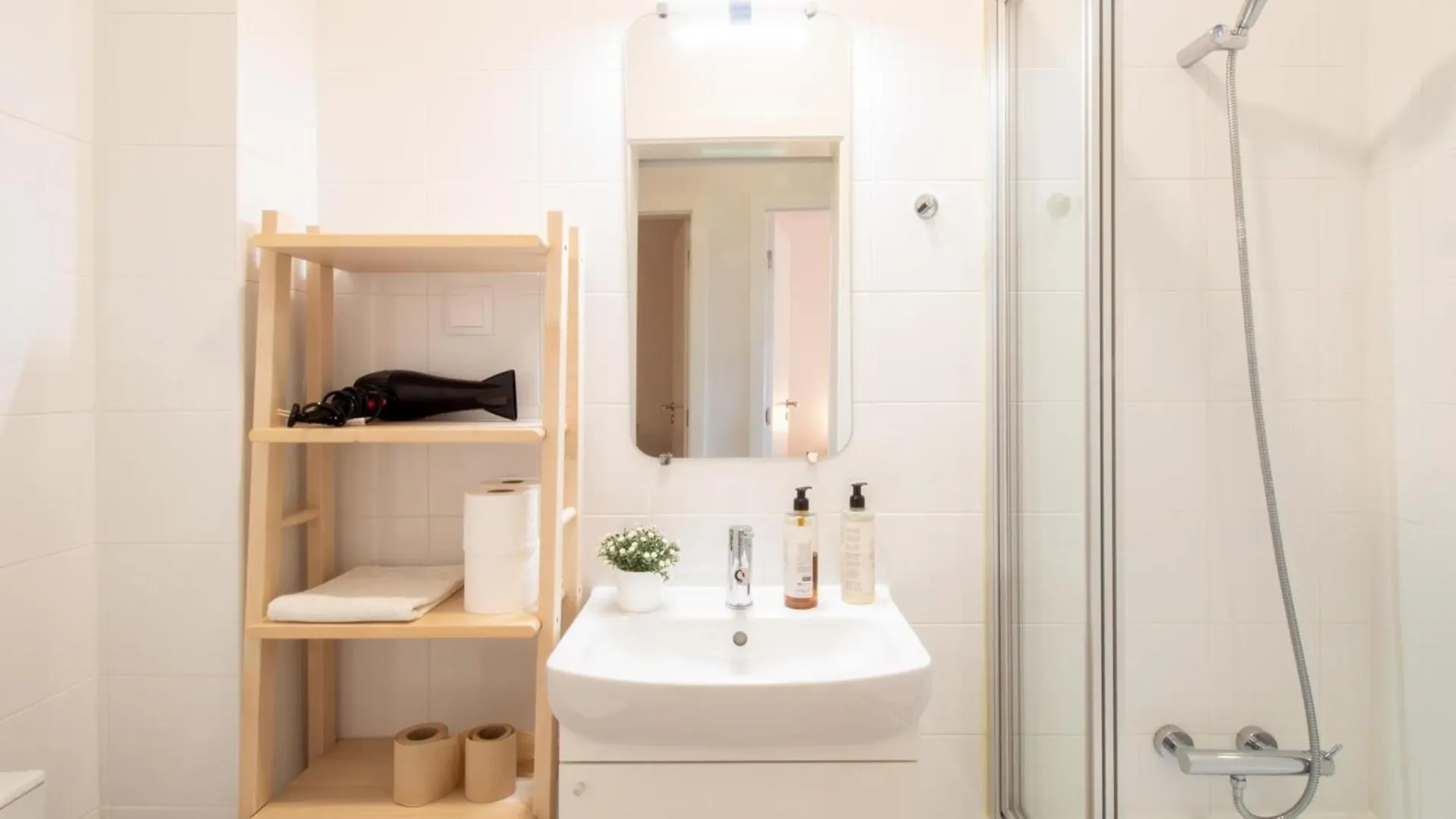 Living Arroios Apartment Lisbon